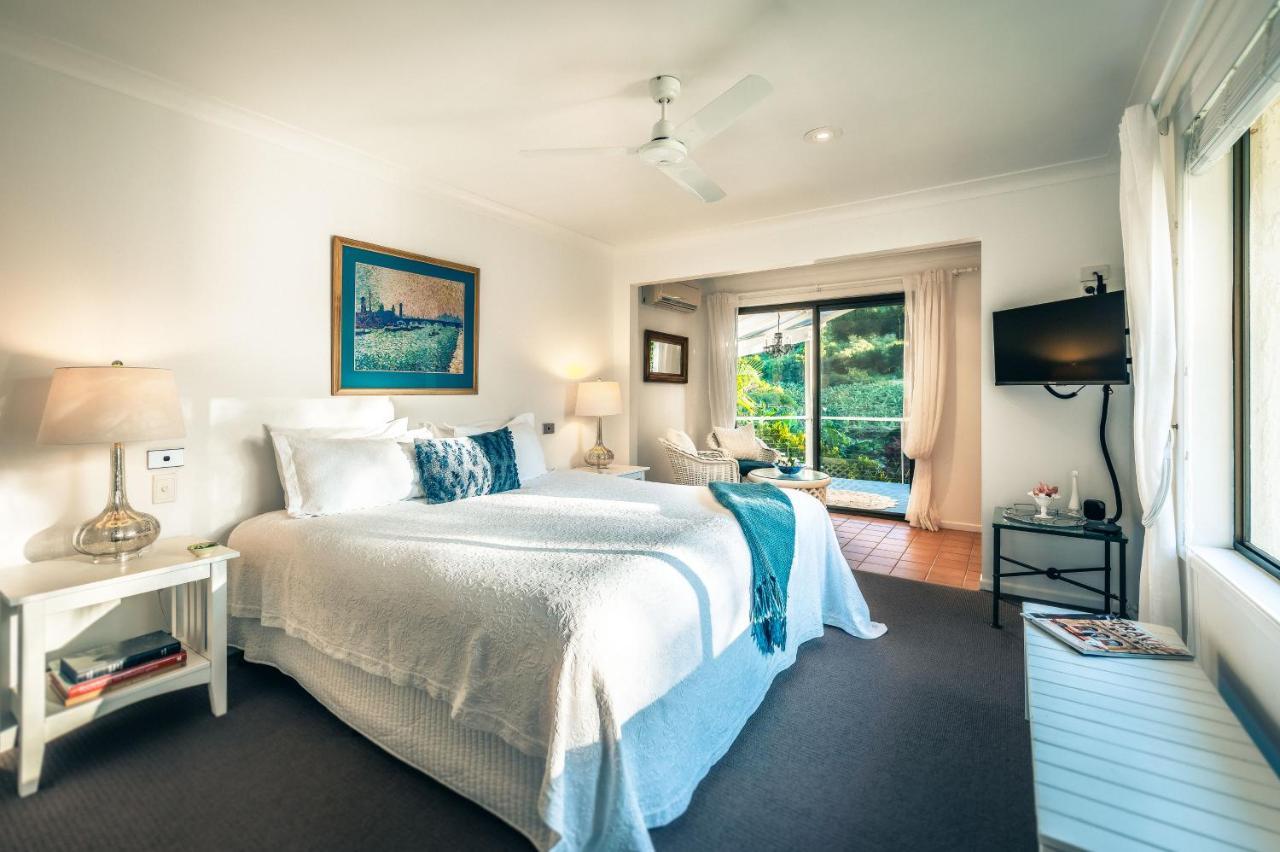 Sensom Boutique Bed And Breakfast Sapphire Beach Exterior photo