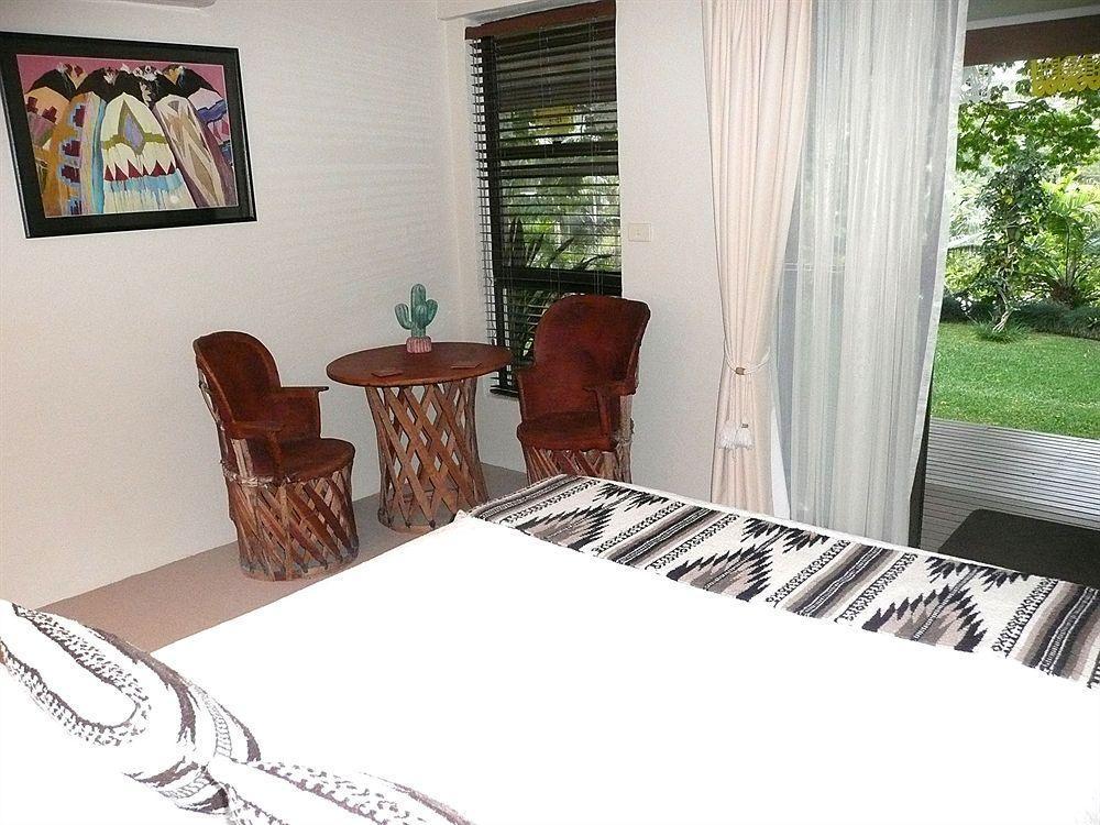 Sensom Boutique Bed And Breakfast Sapphire Beach Exterior photo