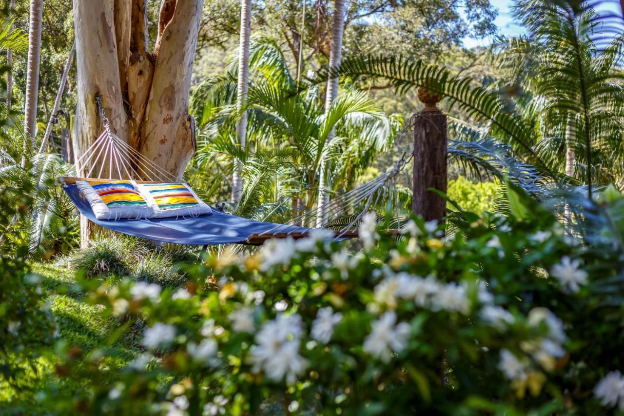 Sensom Boutique Bed And Breakfast Sapphire Beach Exterior photo